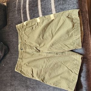 American Eagle Kahki Shorts